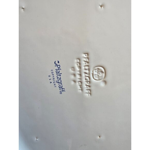 Pfaltzgraff Winter Frost Oval Serving Platter Polar Bears & Pinecone Garland - Picture 5 of 9